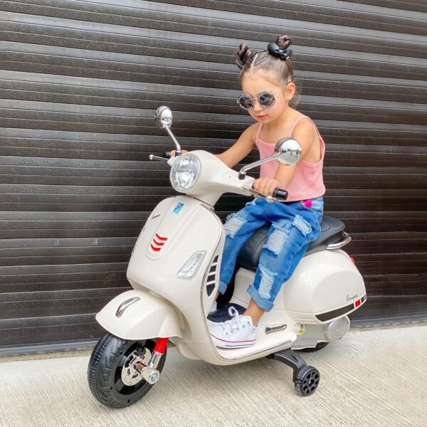 Moto Electrique Blanc Enfant en Plastique 2